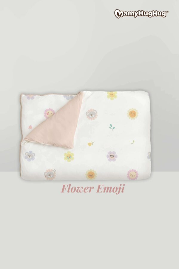 blanket-main-flower Mamyhughug Aisuki Cool-Touch Blanket (Emoji Flower Pattern)